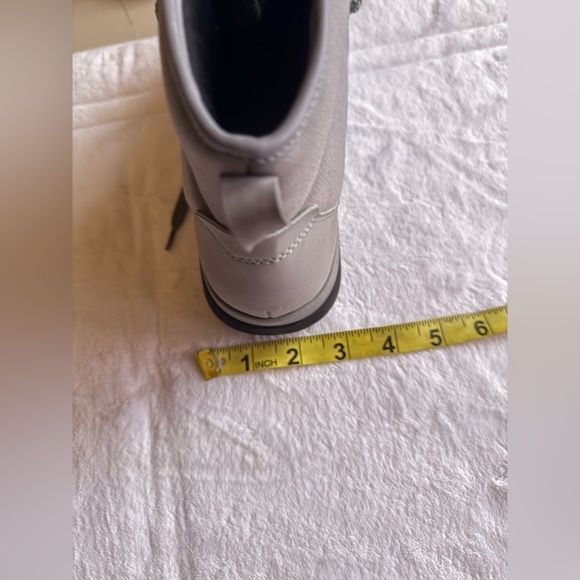 Cloudsteppers by Clarks Cabrini Cove Dark Grey boots winter comfy Women’s 9 W - Picture 8 of 16